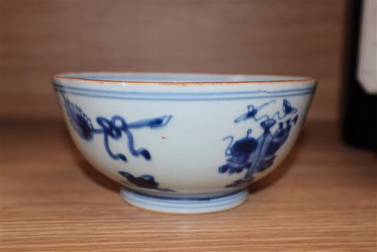 A Chinese Kangxi period blue and white bowl diameter 16cm